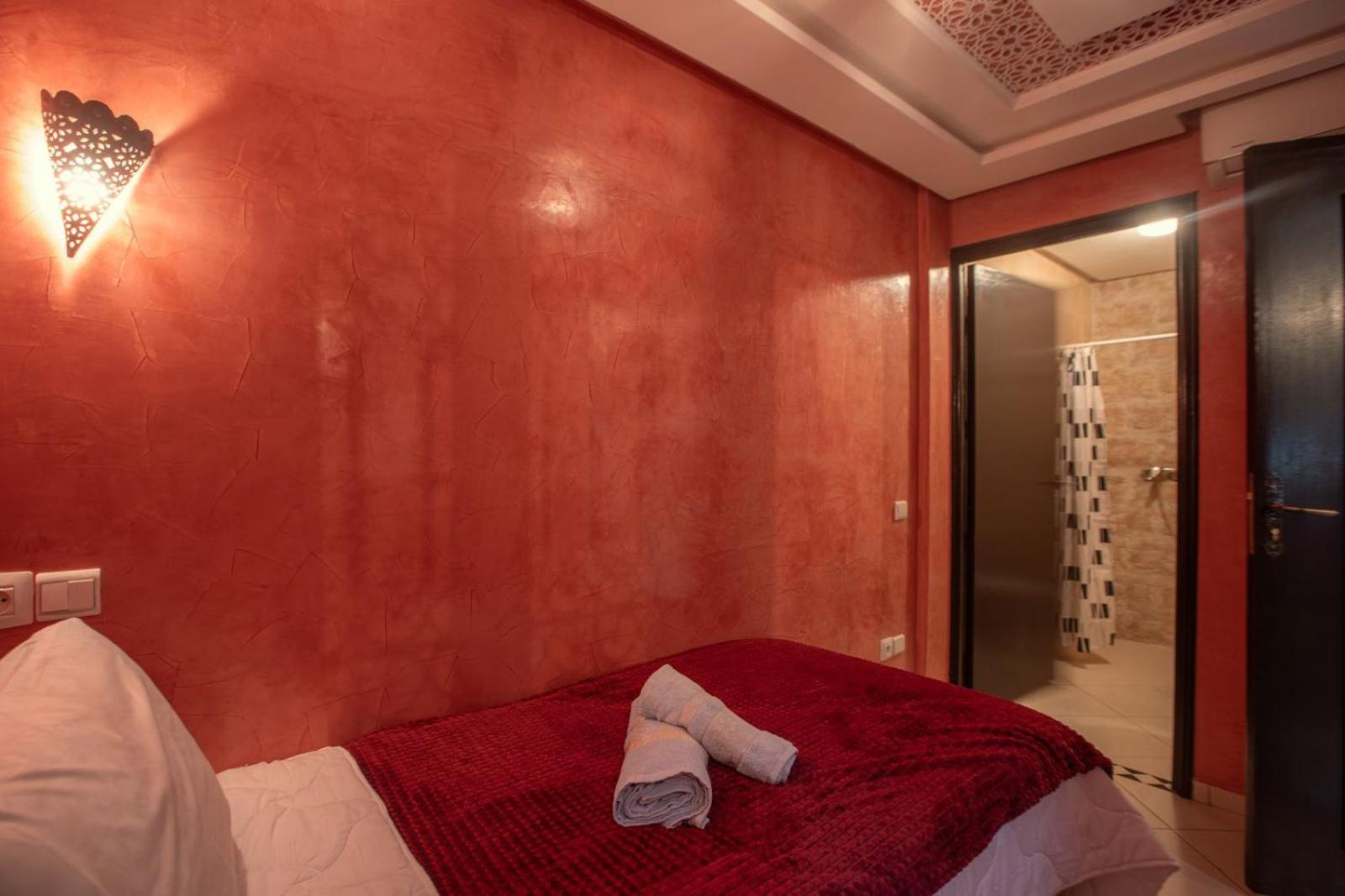 Holiday home Private 3ch Salon, Terrasse Avec Jacuzzi , A Jemaa El Fna *